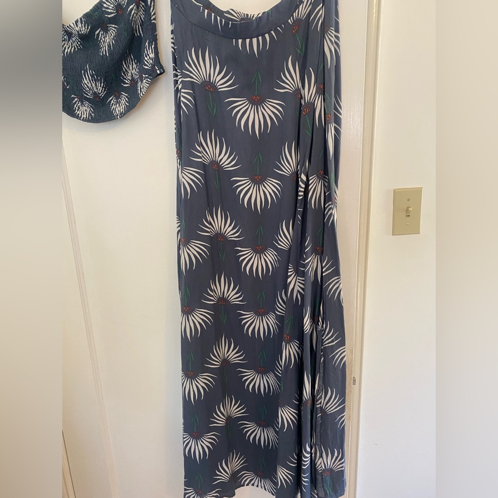 2 Piece Set - Picture 2 of 4